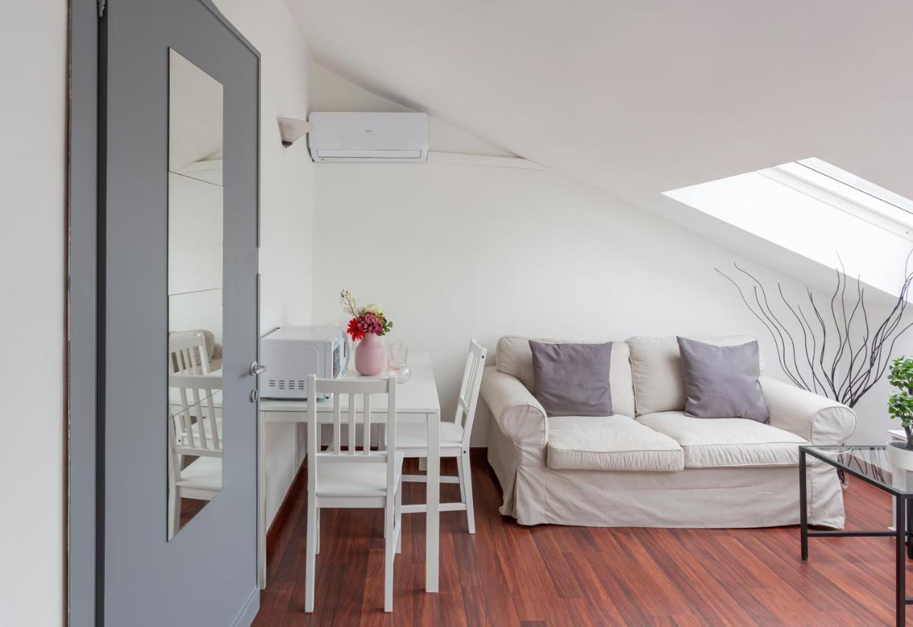2 Bedroom 2 Bathroom Apt - Duomo 2 Milan Exterior photo